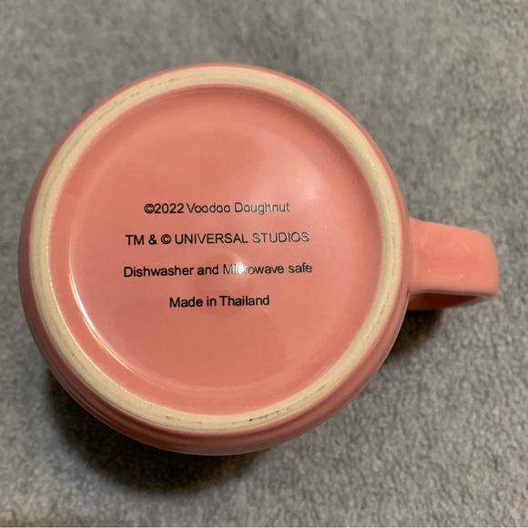 Voodoo Doughnut Universal Studios Hollywood coffee mug - Picture 4 of 4